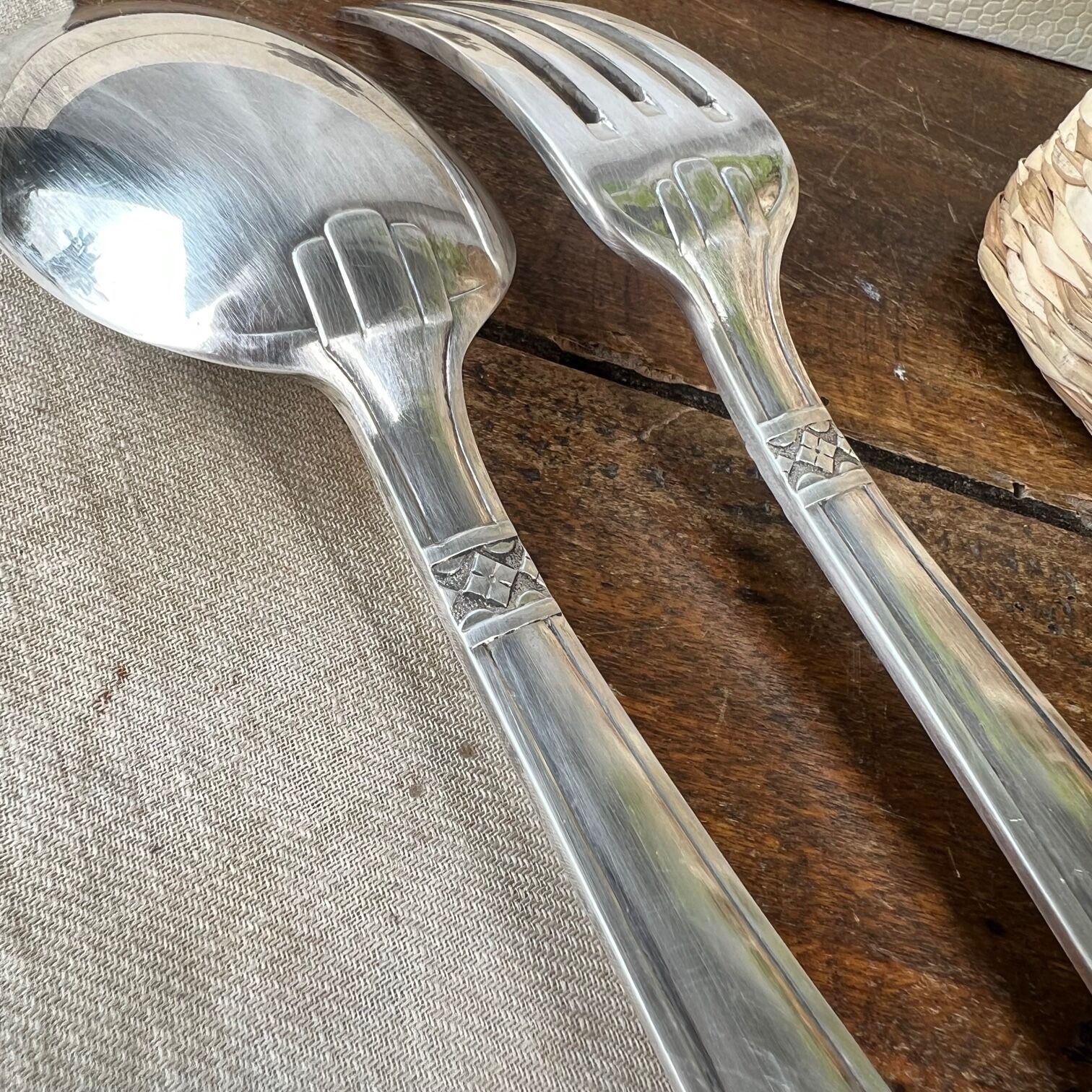 Antique silvered metal cutlery 84 g
