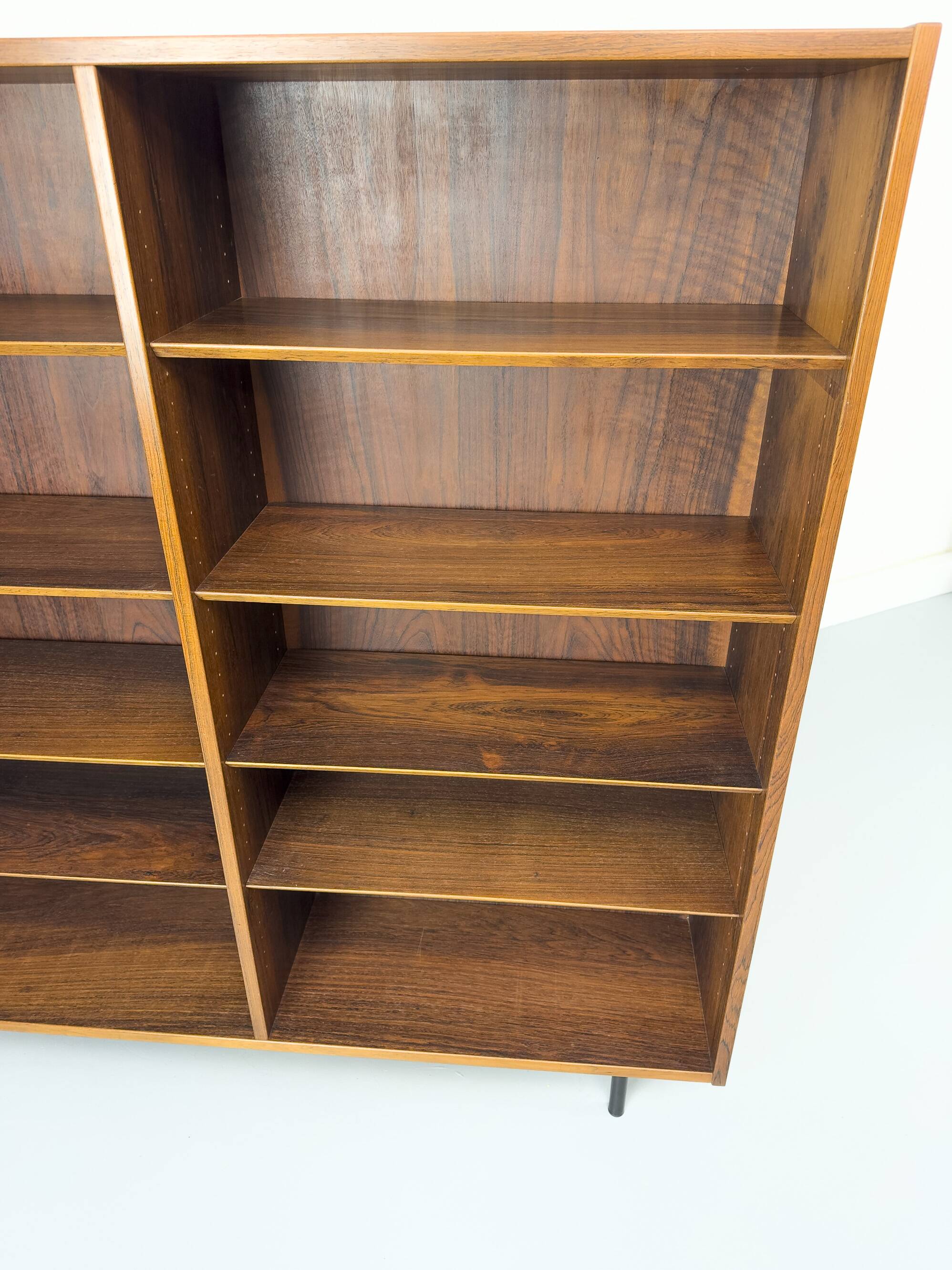 Bibliothèque danoise vintage par Carlo Jensen pour Hundevad & Co., années 1960