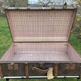 Travel trunk