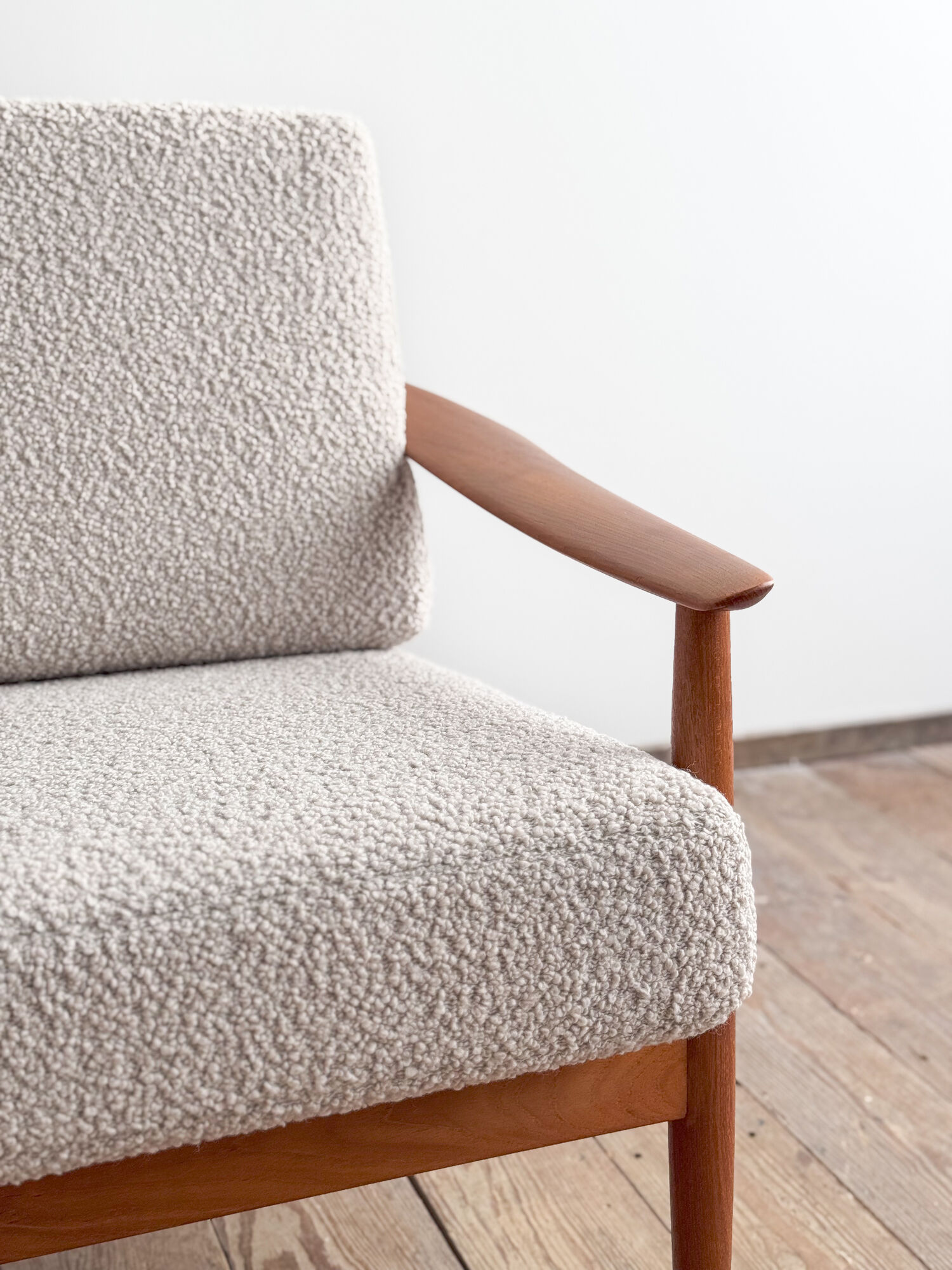 Canapé Arne Vodder modèle FD164 en teck, tissu bouclé, Danemark années 1960