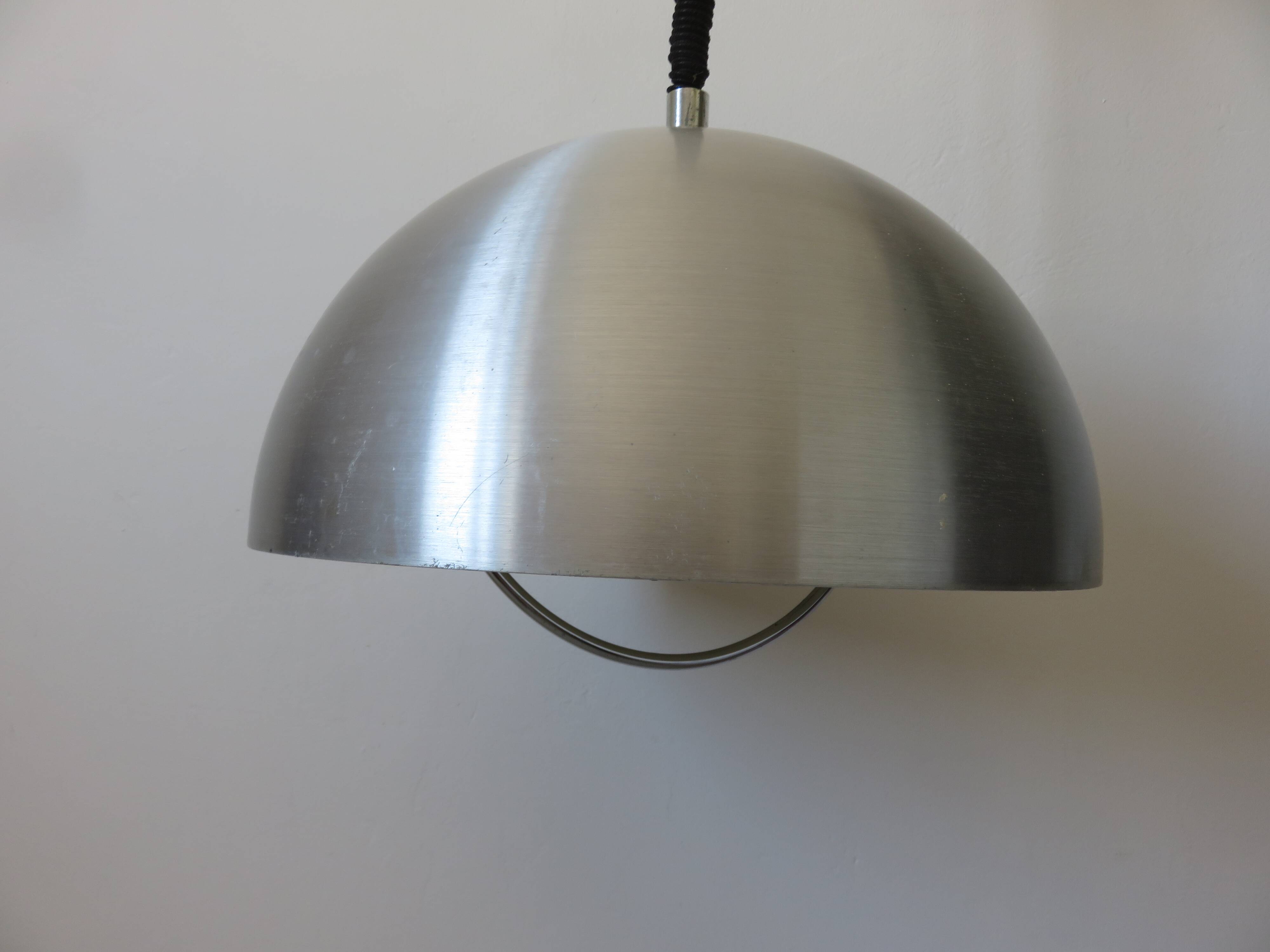 Suspension vintage monte et baisse en aluminium typique 1970