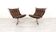 2 chauffeuses vintage Falcon en cuir par Sigurd Ressell
