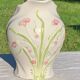Pichet en barbotine fleurs roses vintage