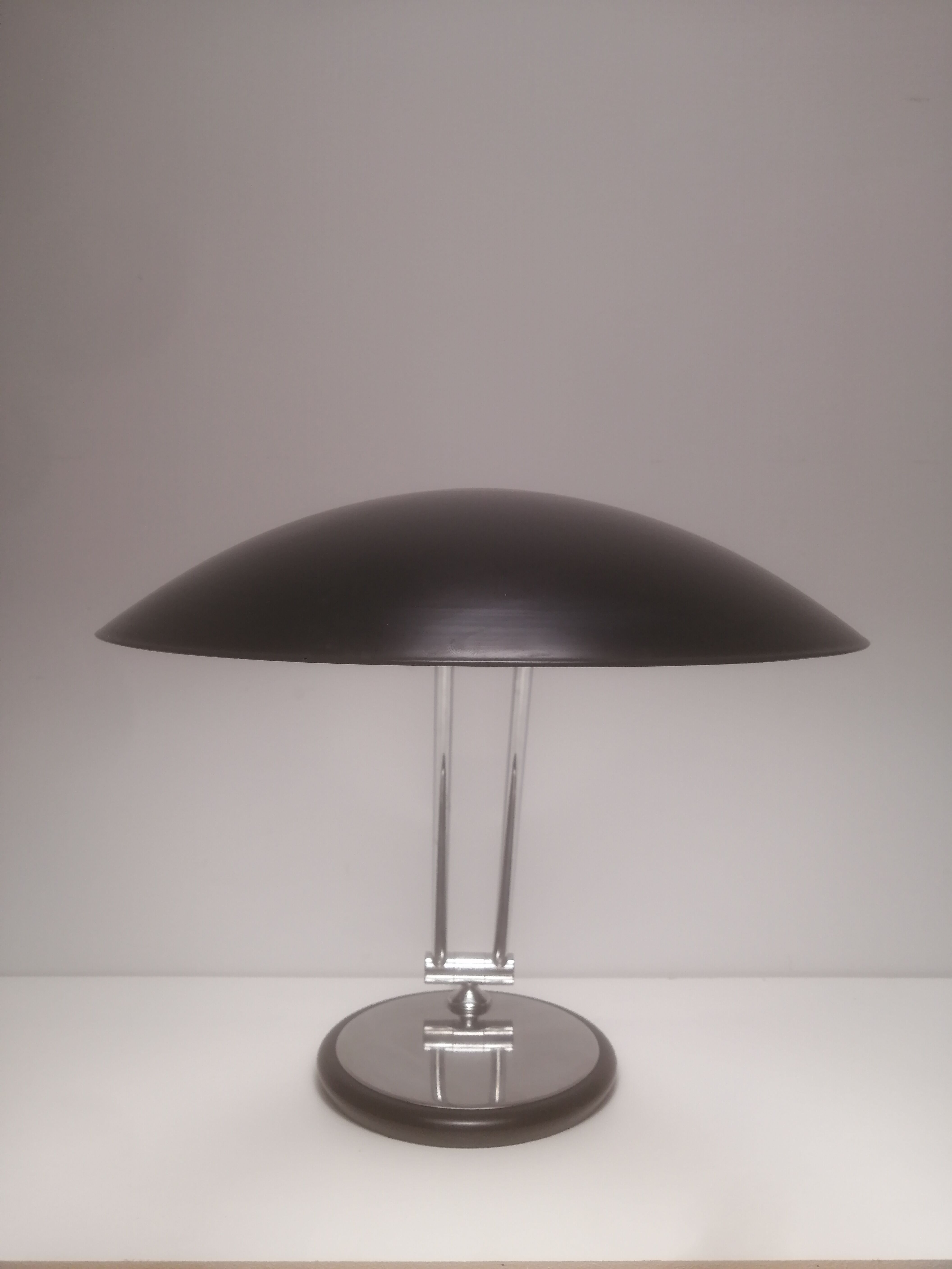 Aluminor desk lamp