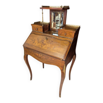 Petit secrétaire de style Louis XV en bois de rose