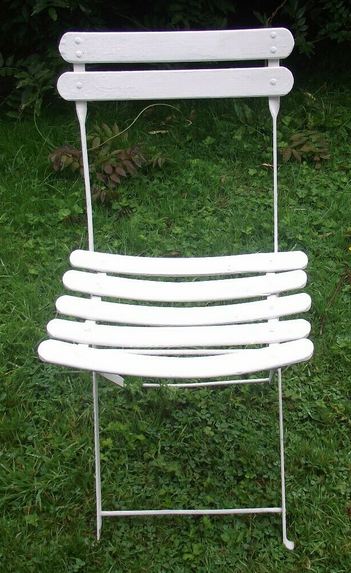 Series of 6 folding garden chairs in iron and old wooden slats