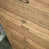 Trade cabinet with flaps