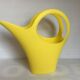 Arrosoir jaune koziol de 2008 made in Germany