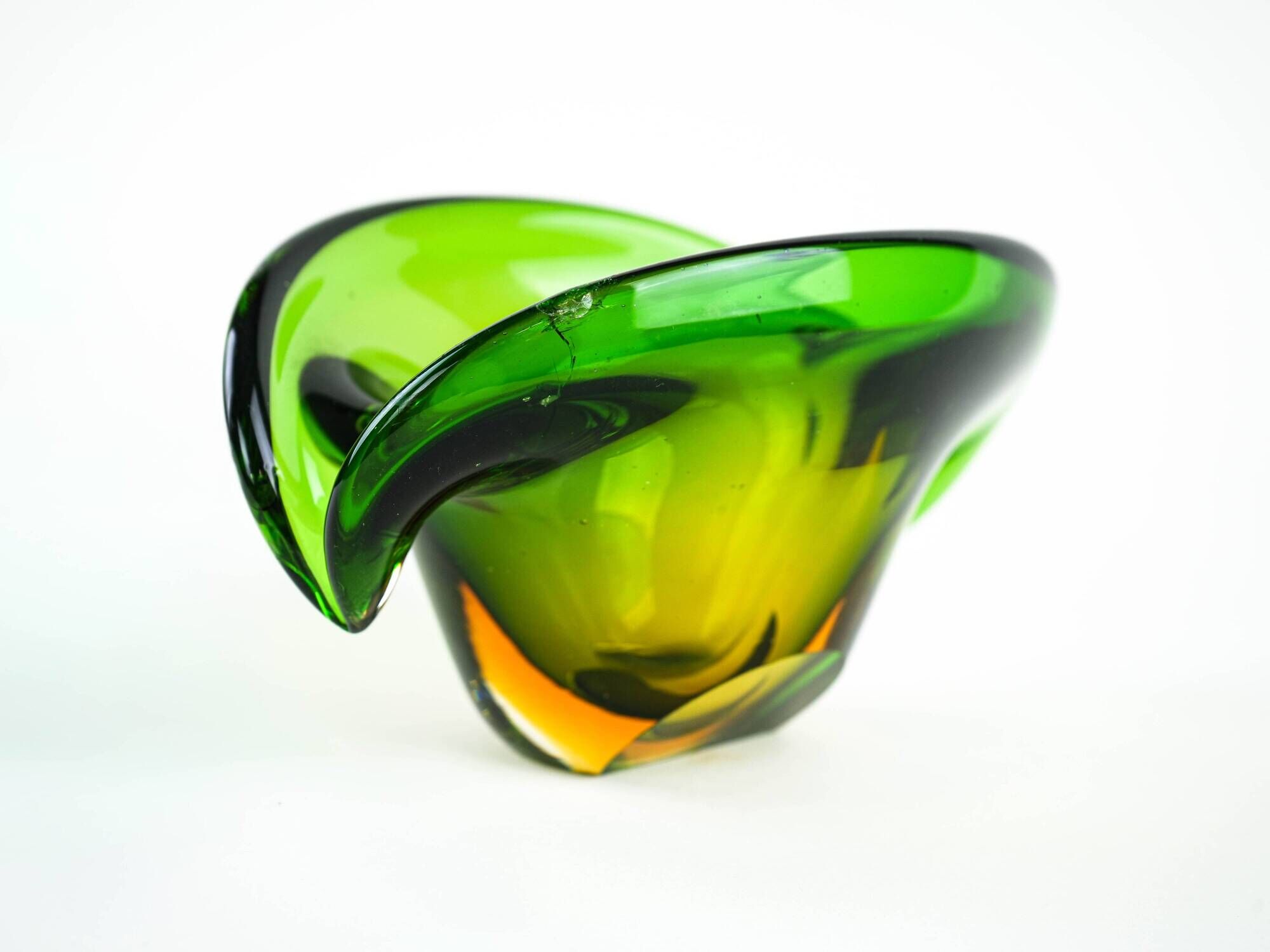 Sommerso glass platter in green and yellow, Murano, Italy, 1960s