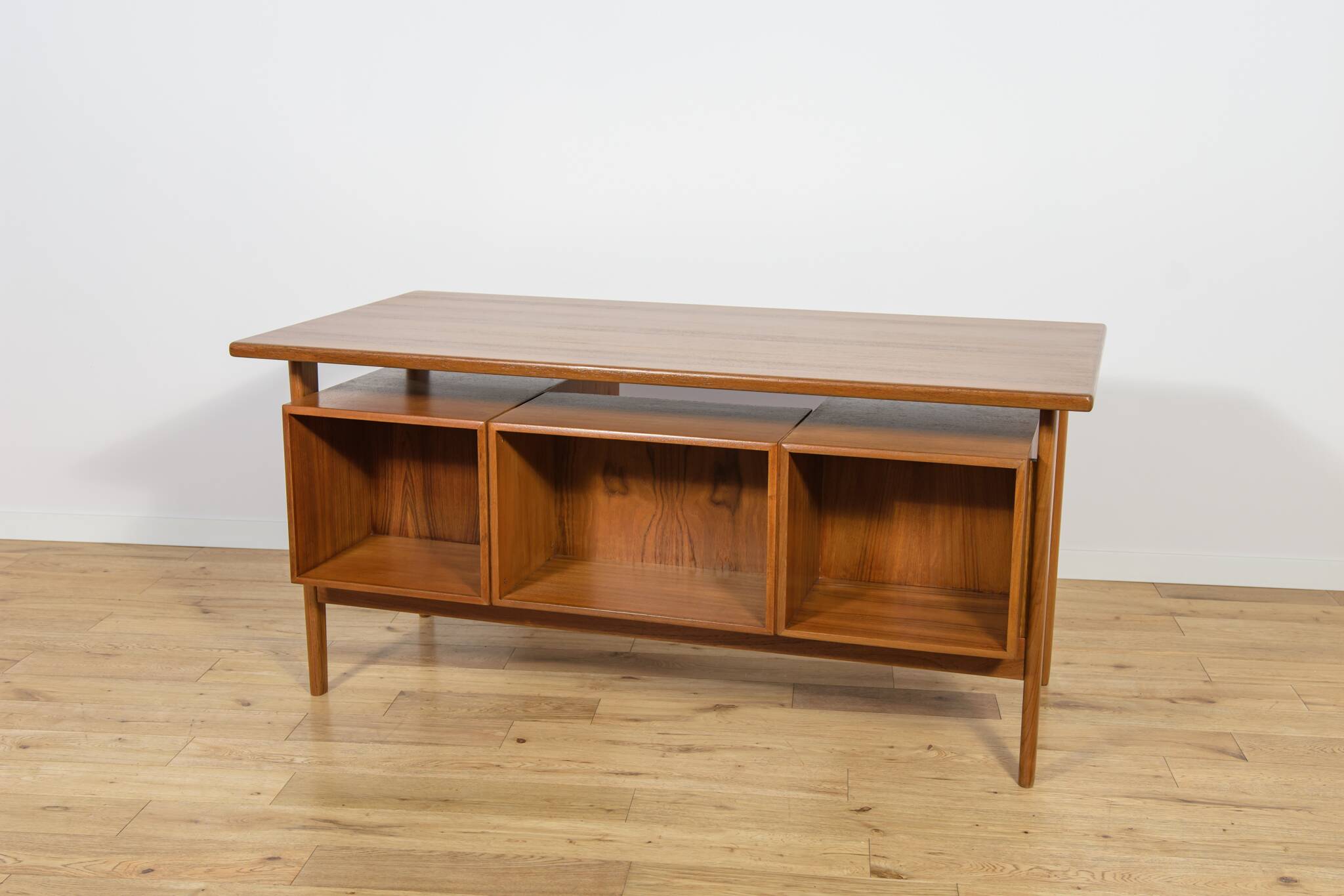 Mid-century freestanding teak desk by Kai Kristiansen for Feldballes Møbelfabrik, 1960s
