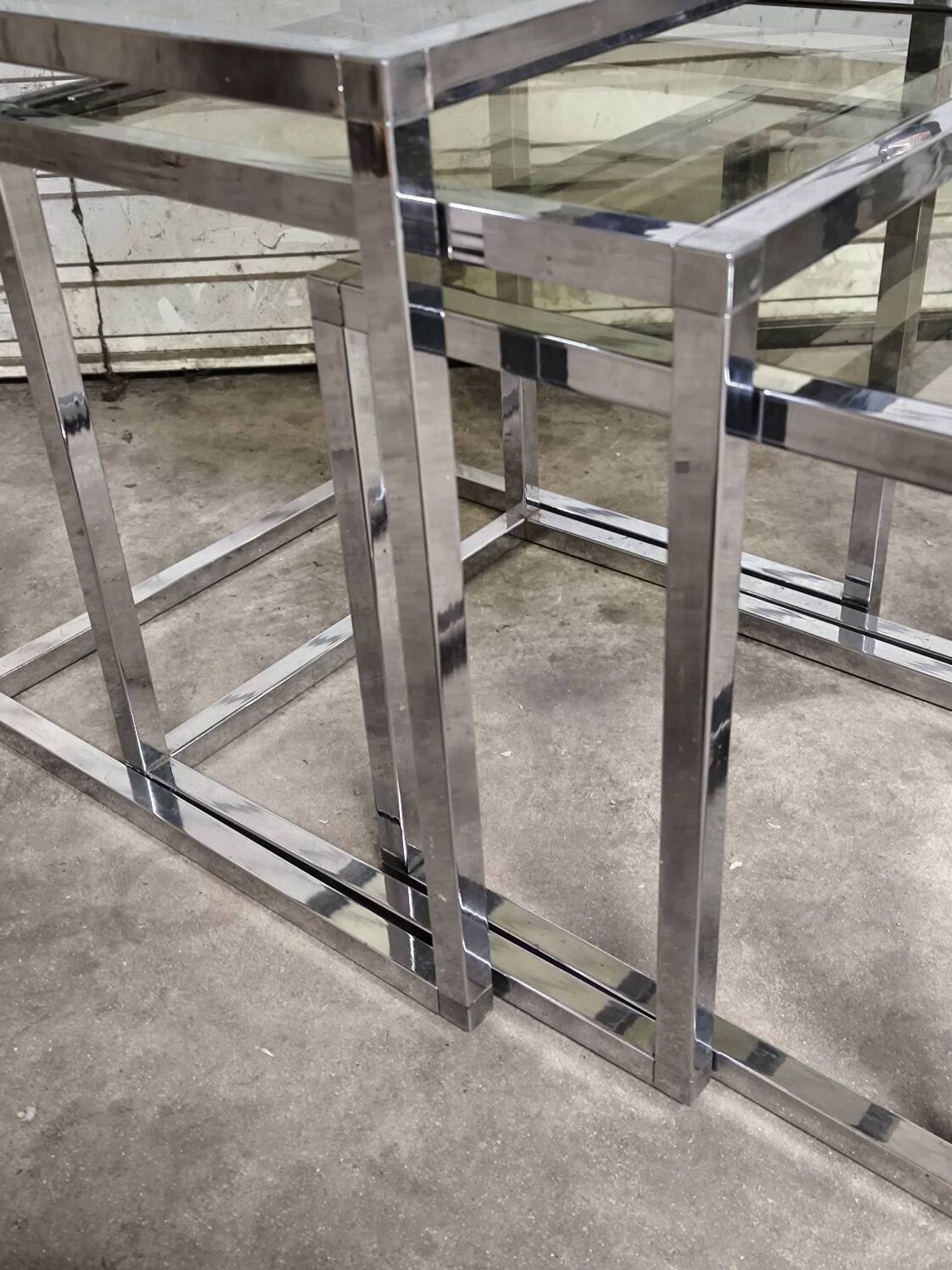 Vintage nesting tables