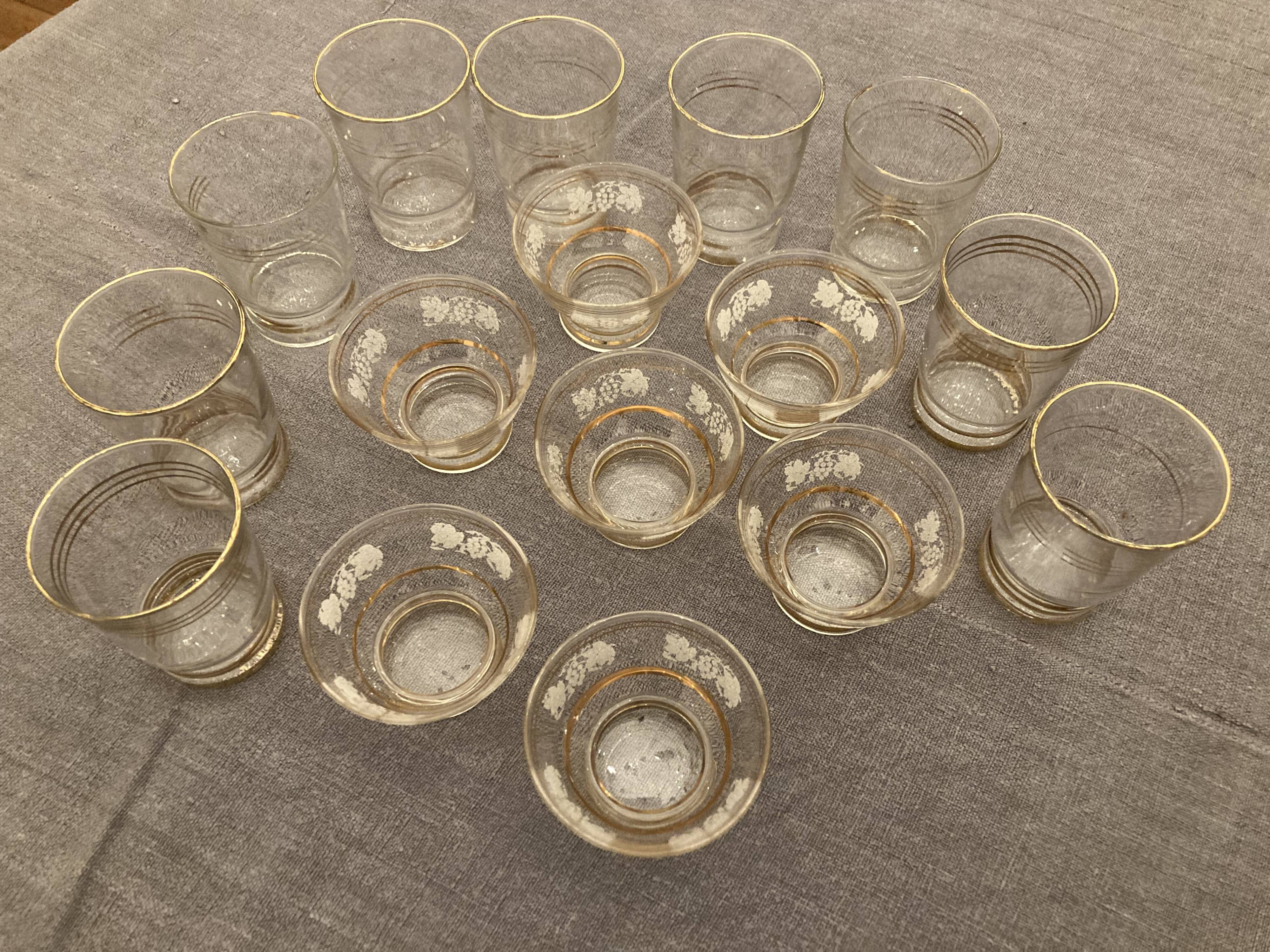Set of Water Glasses and Champagne Glasses