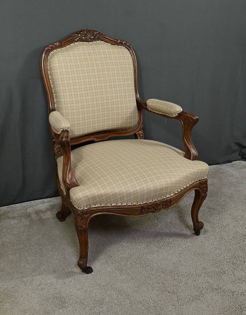 Louis XV style beechwood armchair – mid-19th century