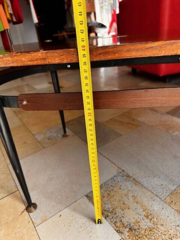 Petite table basse coffee table, attribuée à Silvio Cavatorta