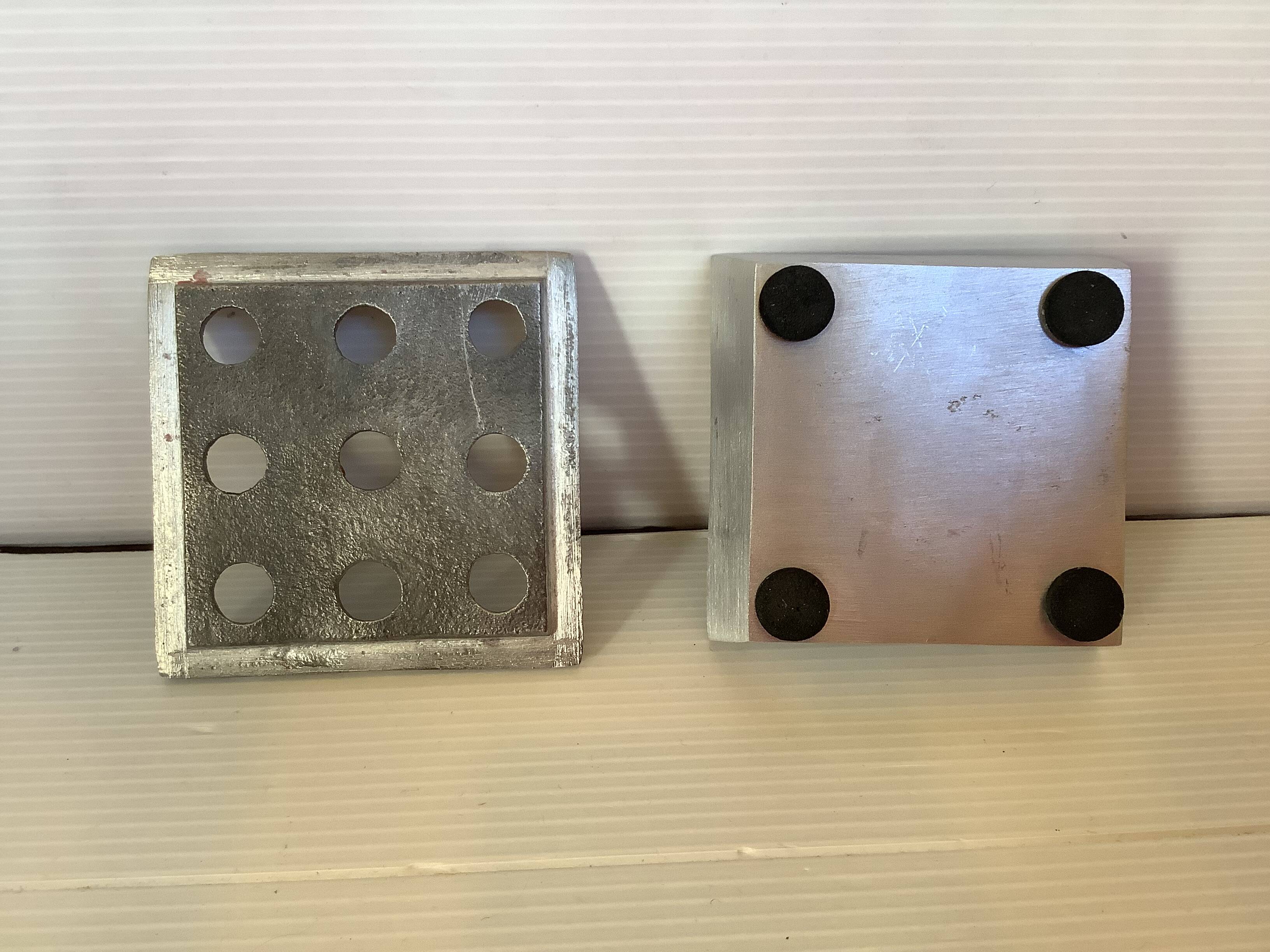 Ultima style ashtray