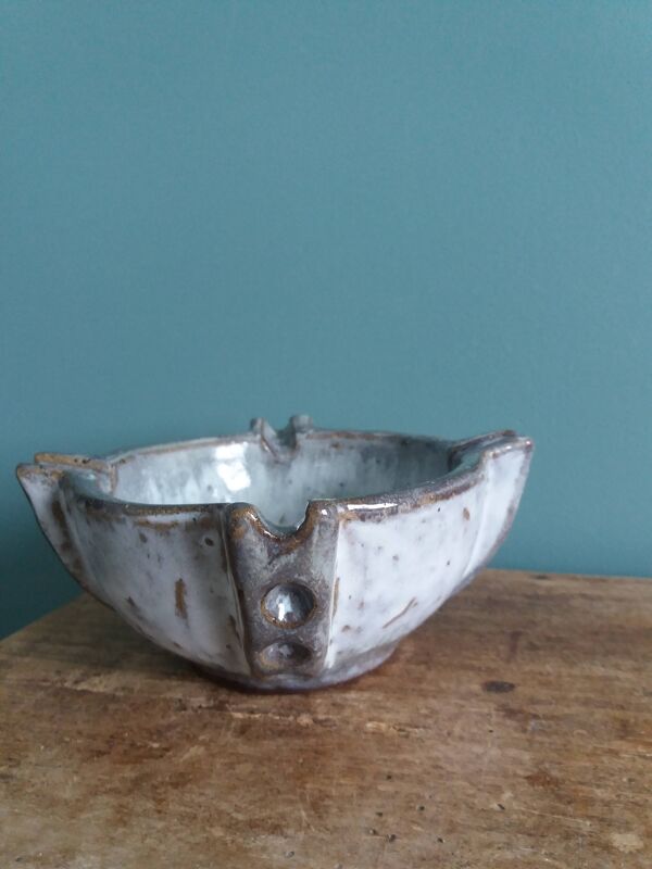 Mortier, cendrier, vide poche, grès signé Les poteries de la Vallée Noire