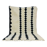 Handmade Moroccan rug in wool 250cm x 150cm