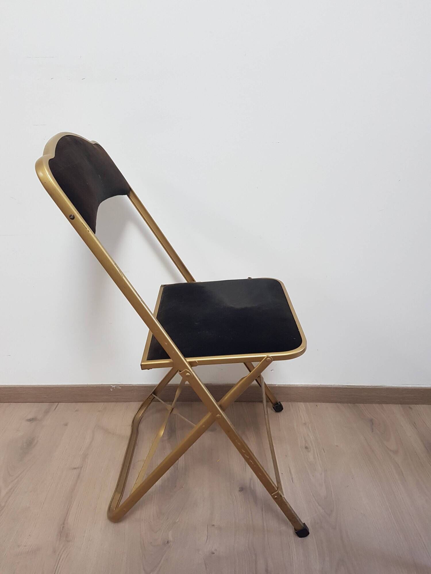 Set of 4 opera theater folding chairs from the 70s two-tone velvet brass