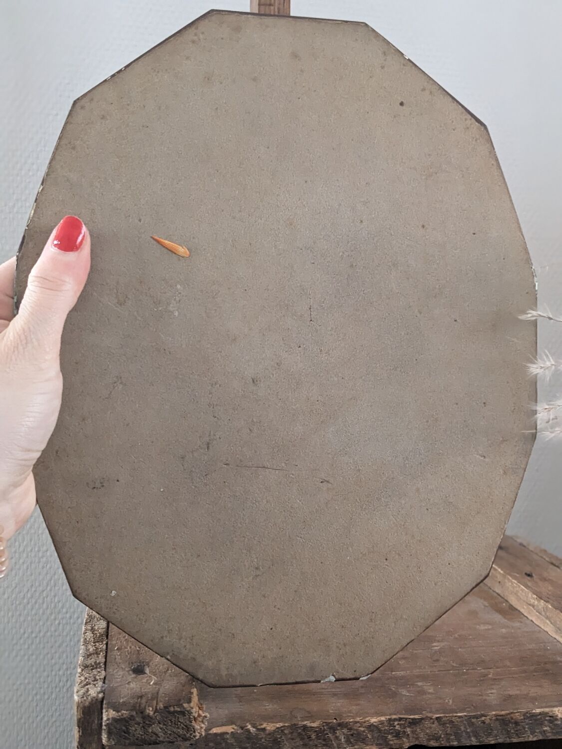 Vintage beveled mirror to pose 50s