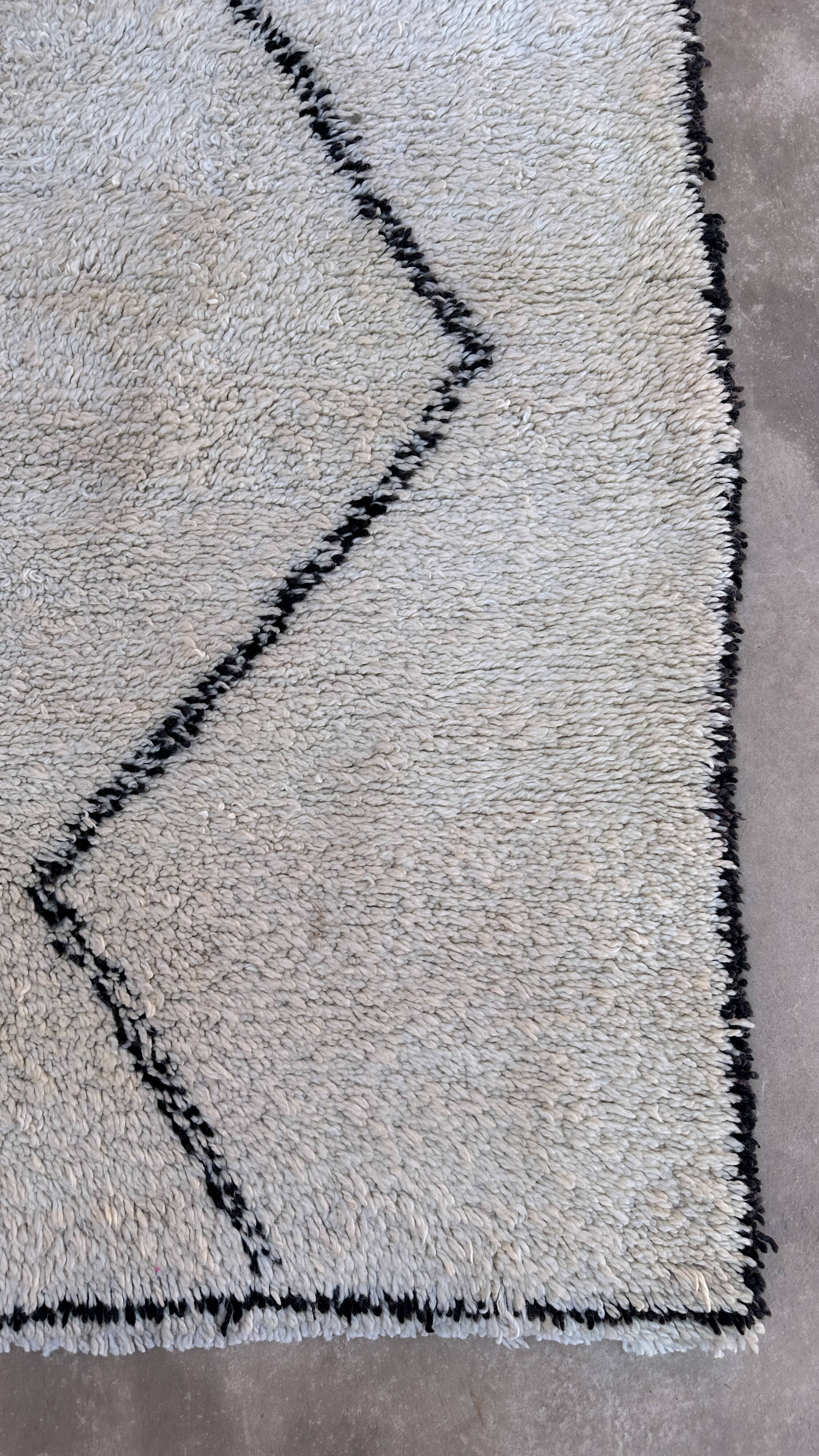 Beni Ourain Moroccan rug white - 296 x 200 cm