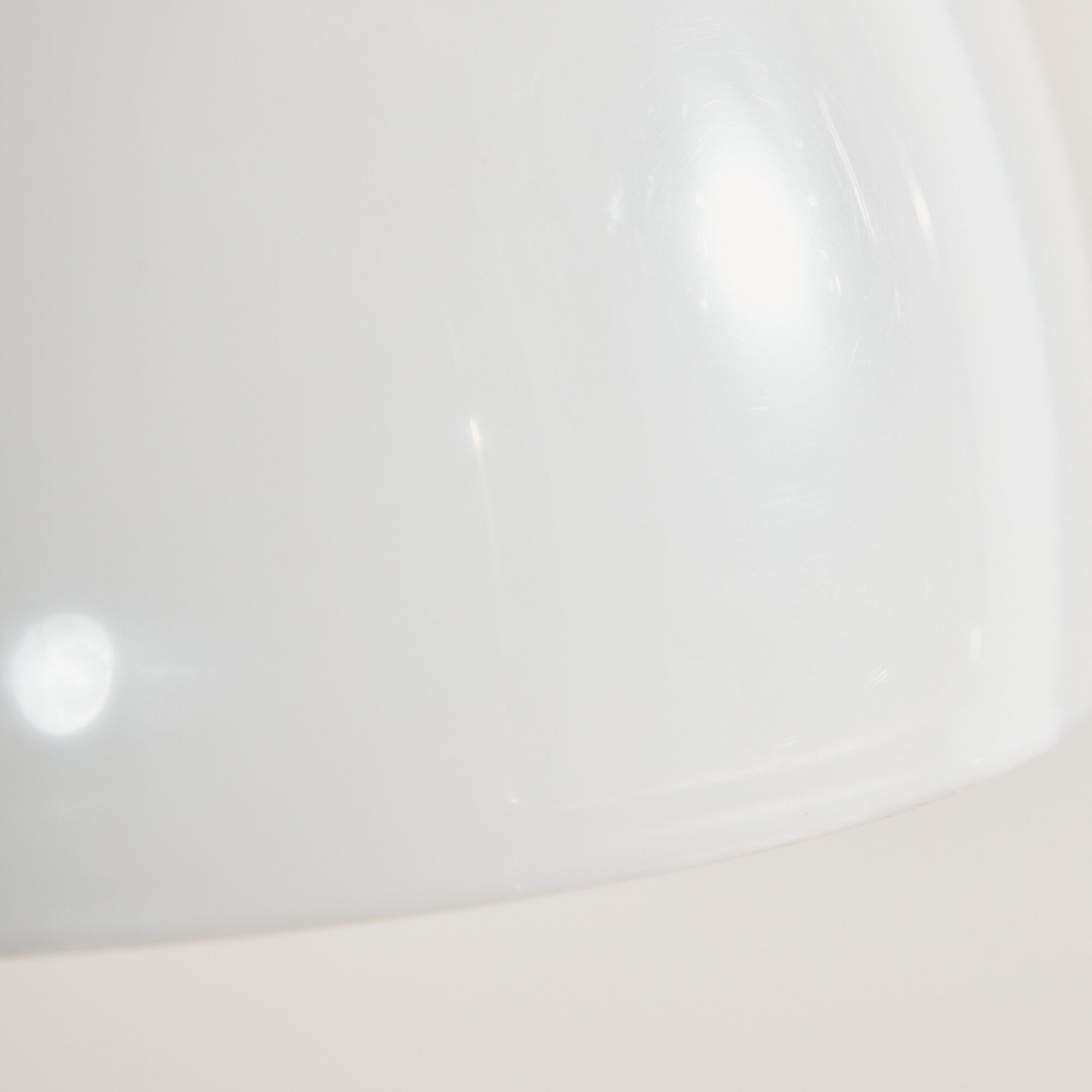 Lampe de table en métal