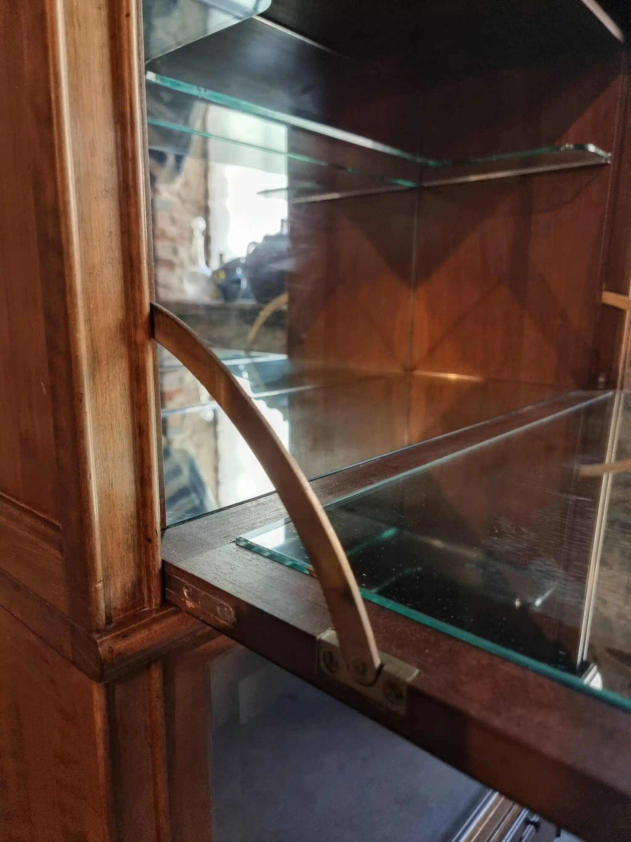 Vintage Globe Wernicke drinks buffet, modular mahogany bar cabinet, 1960s display case.