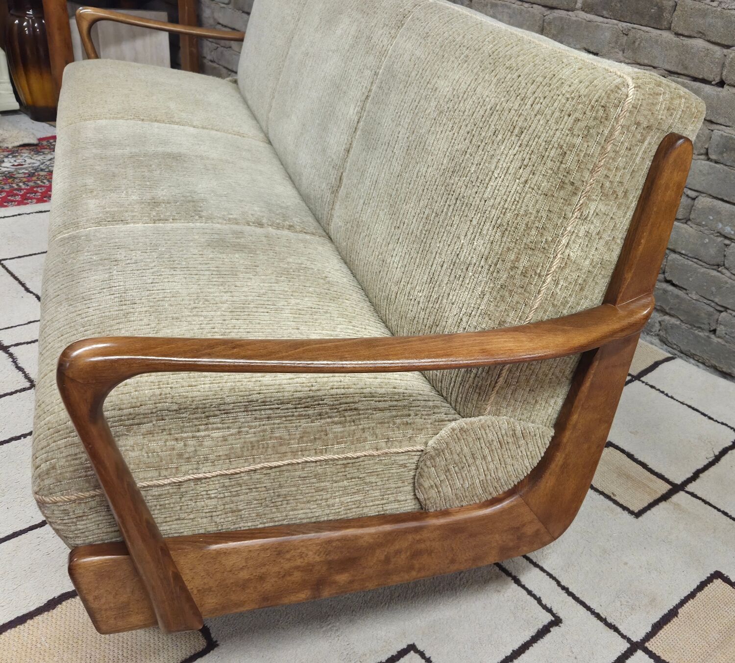 Scandinavian daybed canapé from the 1960s.