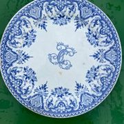6 assiettes Gien série monogramme « 2nd choix »
