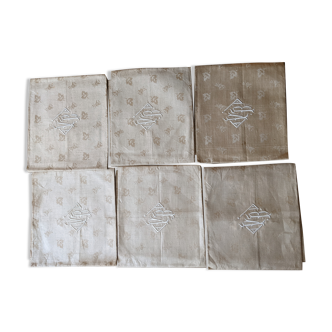 Set of 6 old napkins