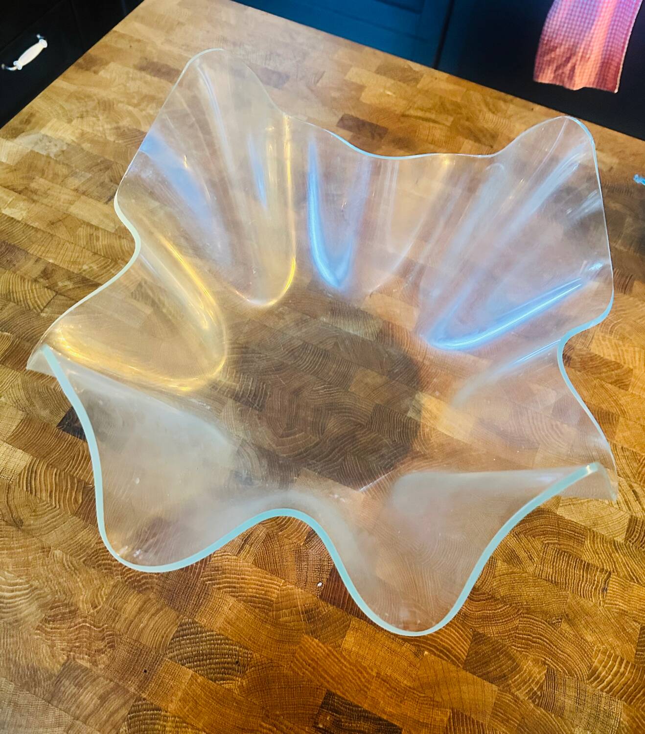 Guzzini vase in plexiglass, 1970
