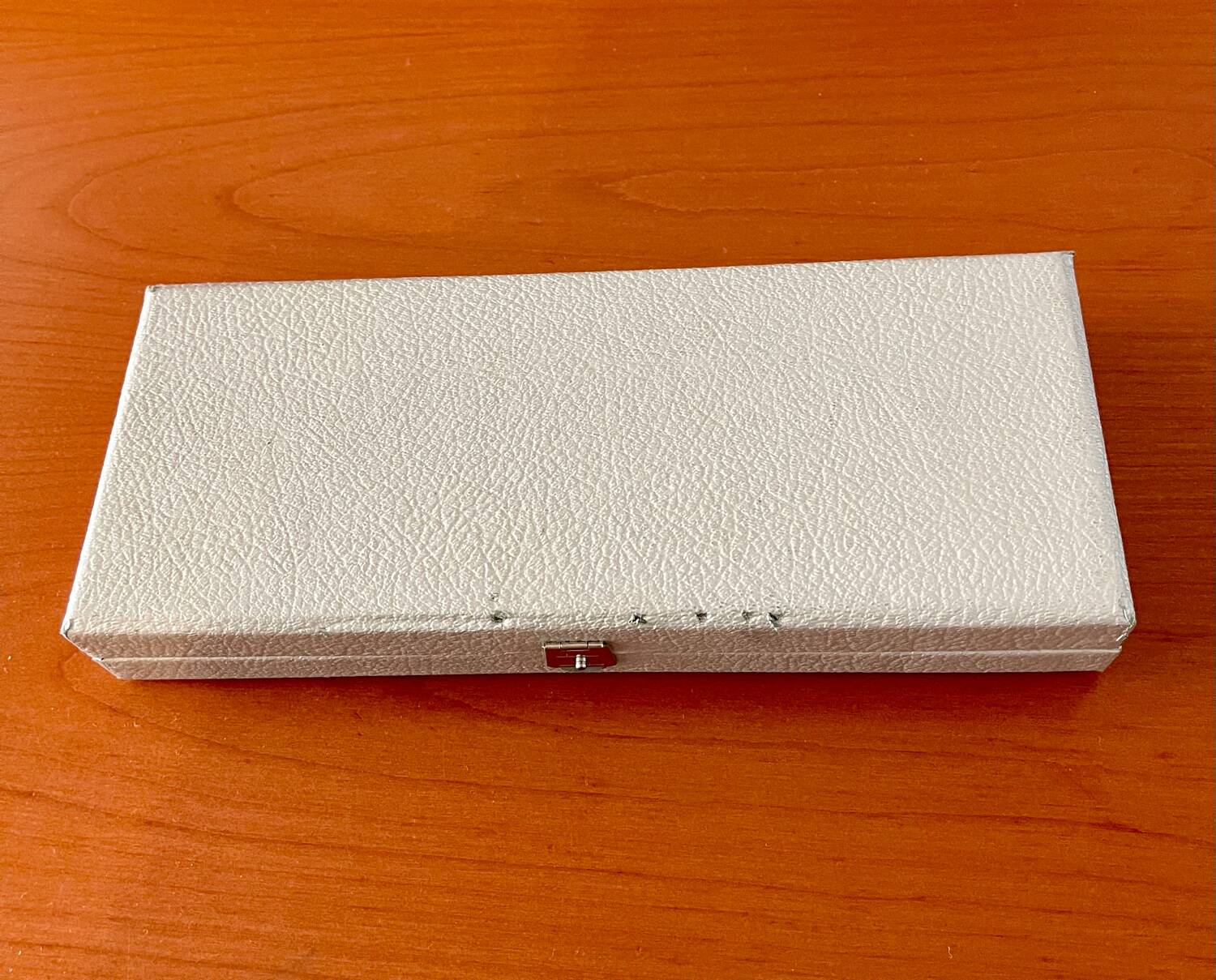 Christofle Perles 12 Table Knives 24.5 cm