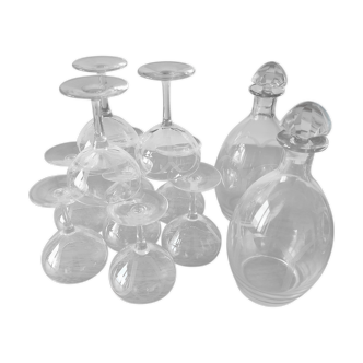 Glass glasses and decanters