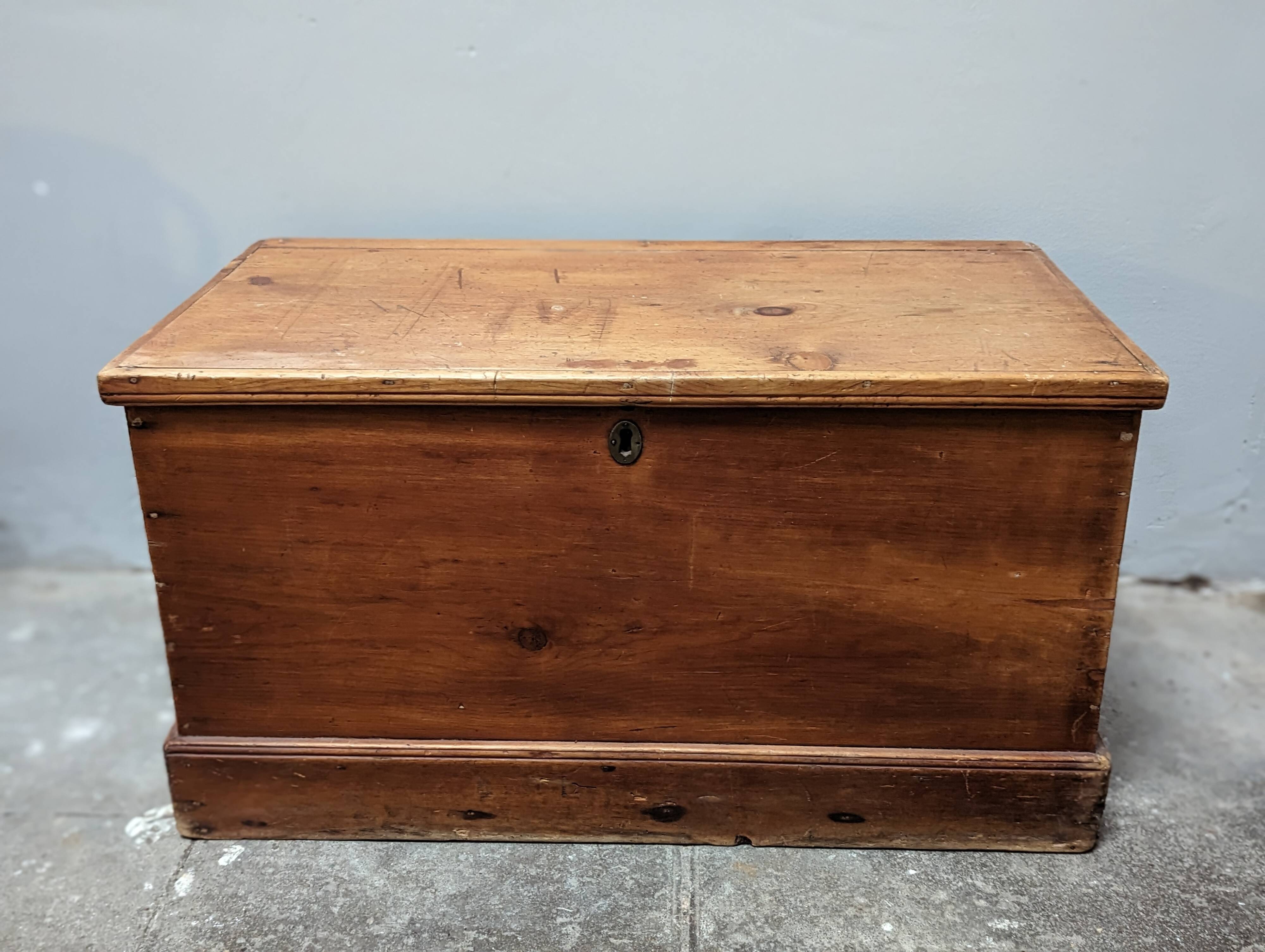 Pine chest