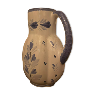 Quimper signature vase