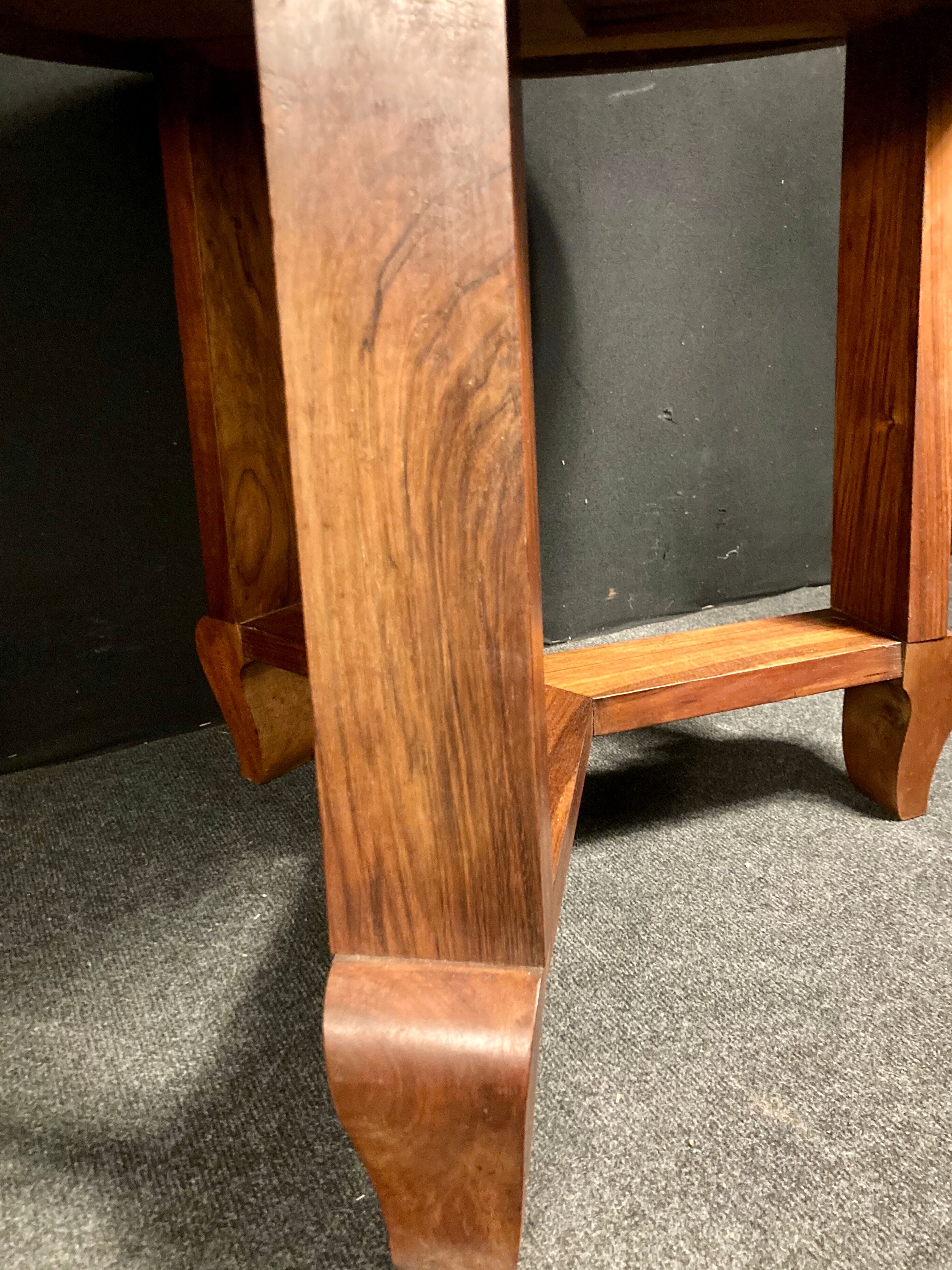Art Deco pedestal table