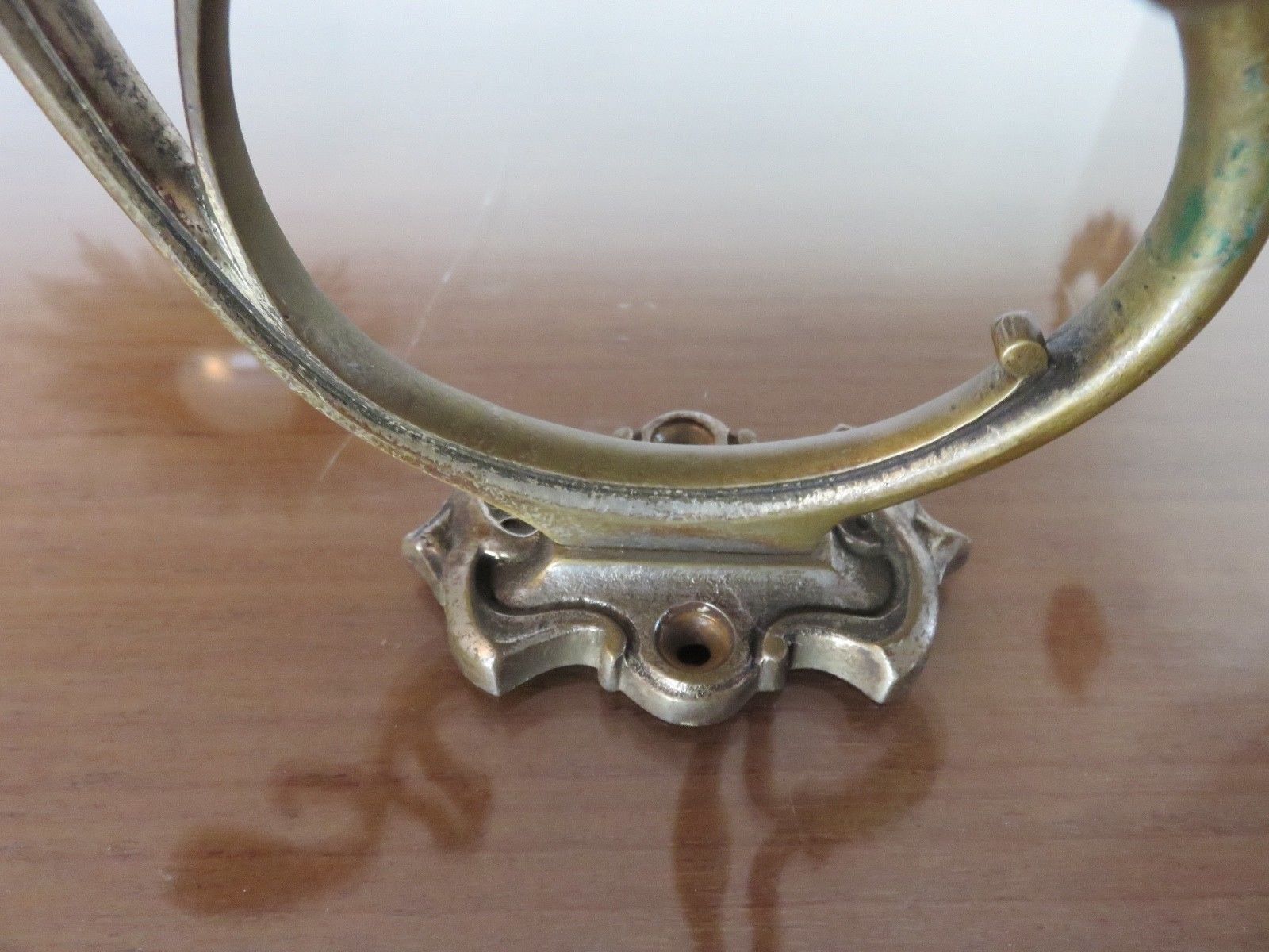 4 hooks Art Nouveau bronze