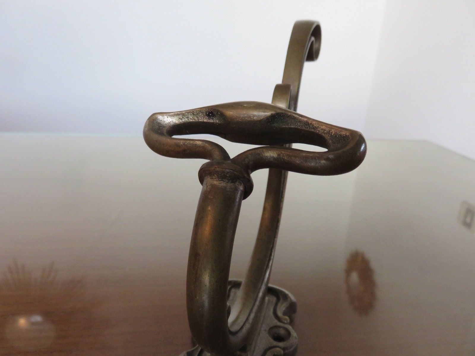 4 hooks Art Nouveau bronze