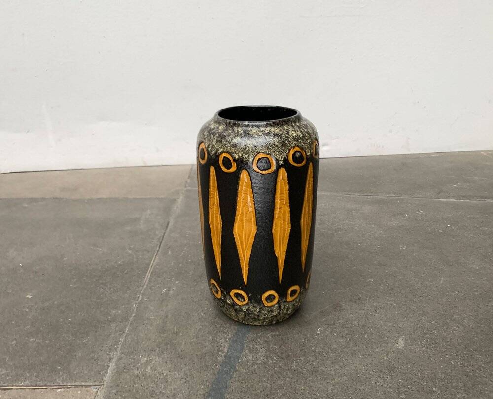 Brutalist sun vase in West German pottery WGP from the mid-century by Scheurich, 1960s.