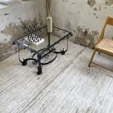 Table basse des années 80 style brutaliste