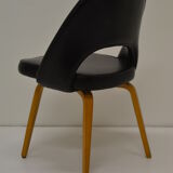 Chair model "conférence"  Eero Saarinen by Knoll