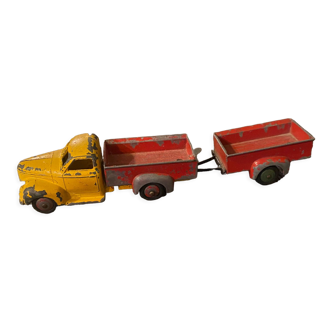 Dinky Toys dump truck and red trailer