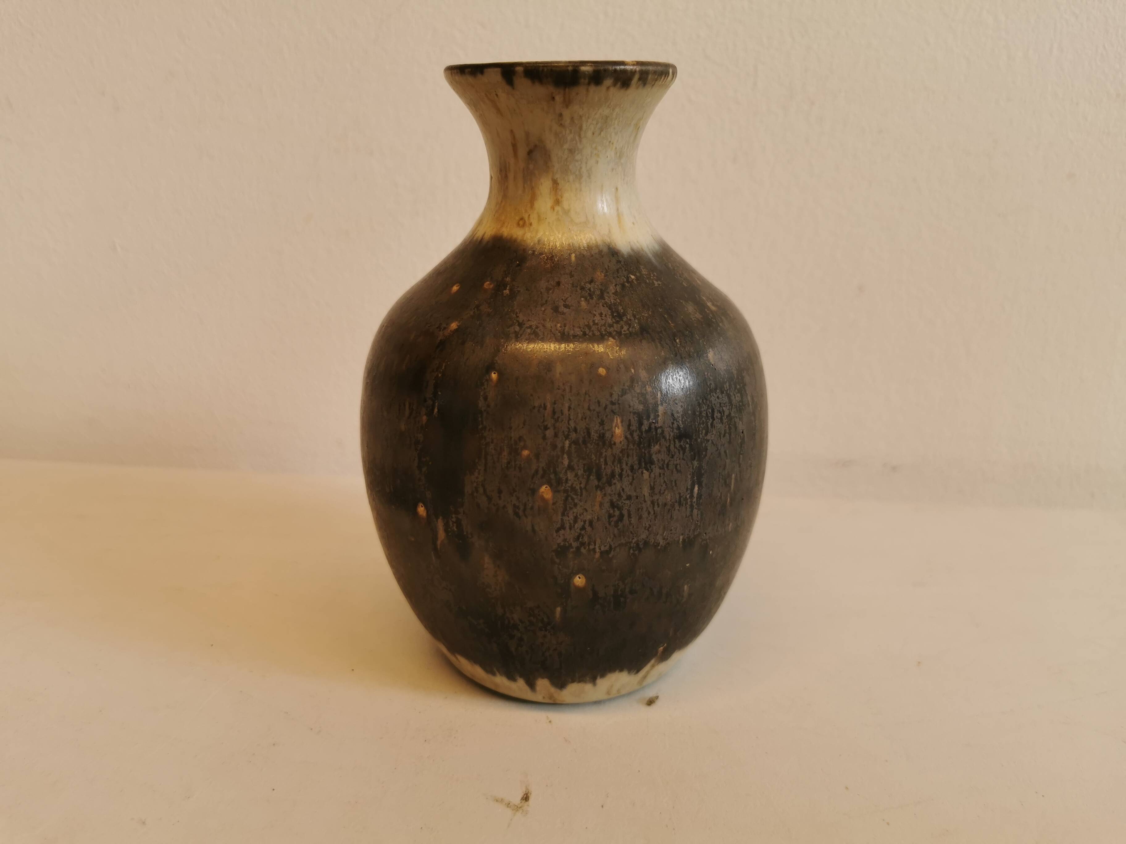 Danish designed vase in hares fur glaze from the 1960s.