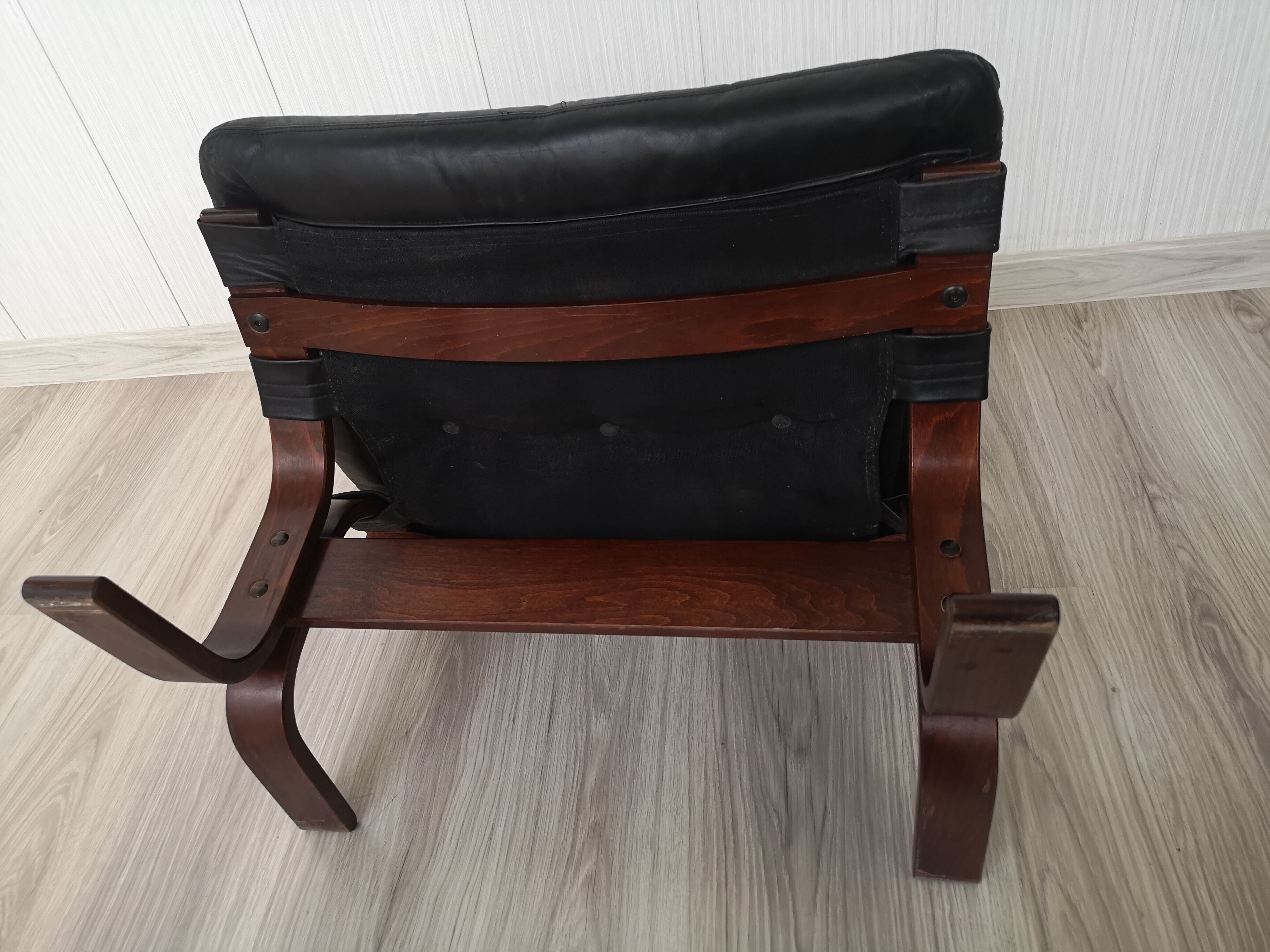 Vintage Model Kengu Lounge Chair and Footstool Set by Elsa & Nordahl Solheim for Rybo Rykken & Co