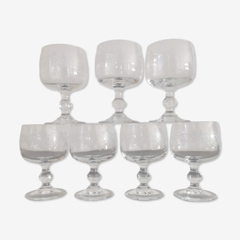 Lot de 7 verres à vin blanc sur pieds cristal décor de raisin et sarment de vigne Luminarc