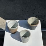 Lot de 3 tasses en céramique indonésienne (noir, mat brun & glacé moucheté)