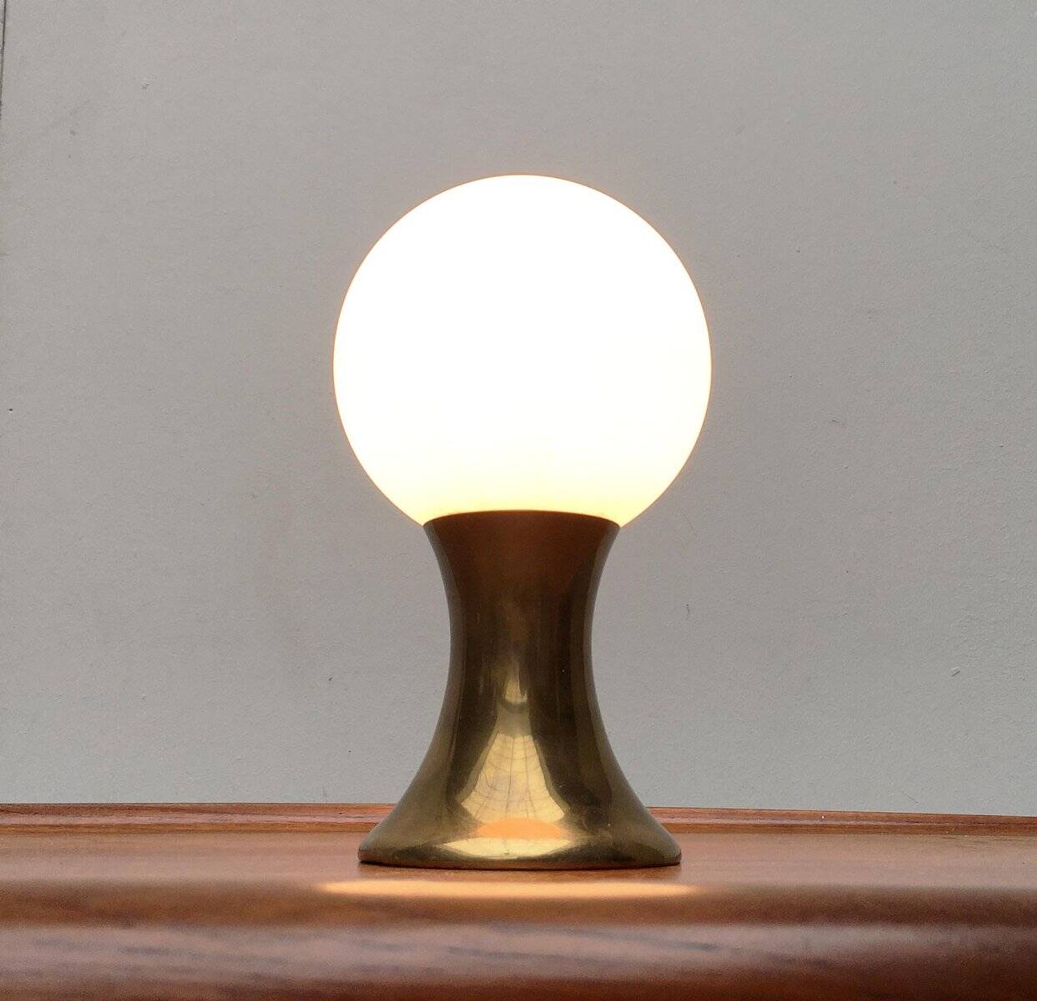 Lampe de table milieu du siècle