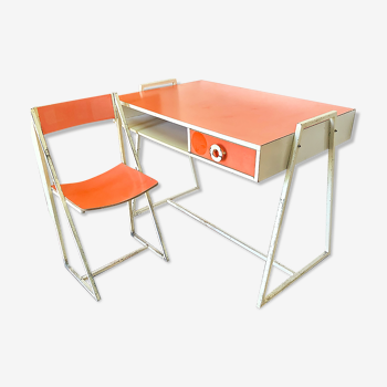 Bureau et sa chaise vintage en formica orange