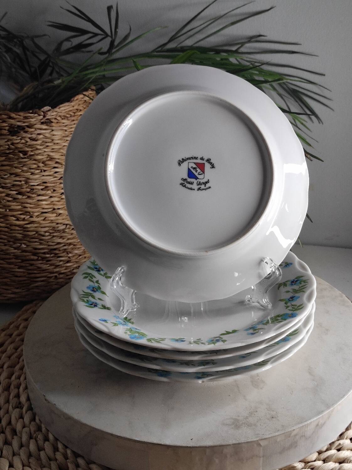 Fine porcelain dessert plates