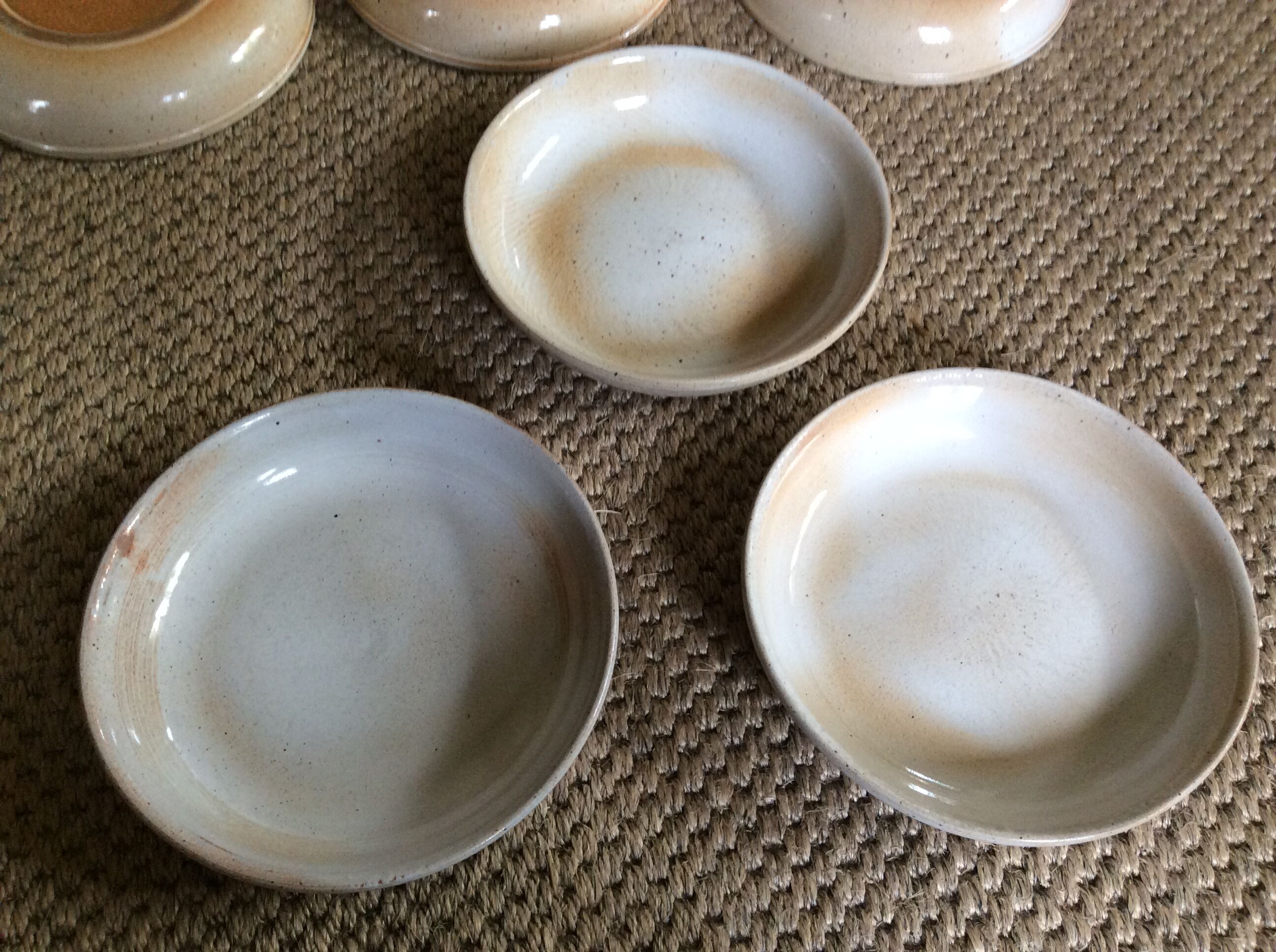Series of 7 hollow sandstone plates