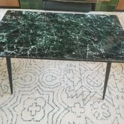 Vintage resin coffee table with a marble effect.